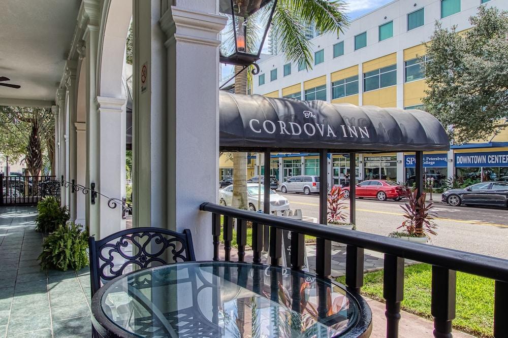 Cordova Inn - Saint Petersburg Exterior photo