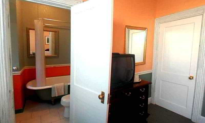 Cordova Inn - Saint Petersburg Exterior photo